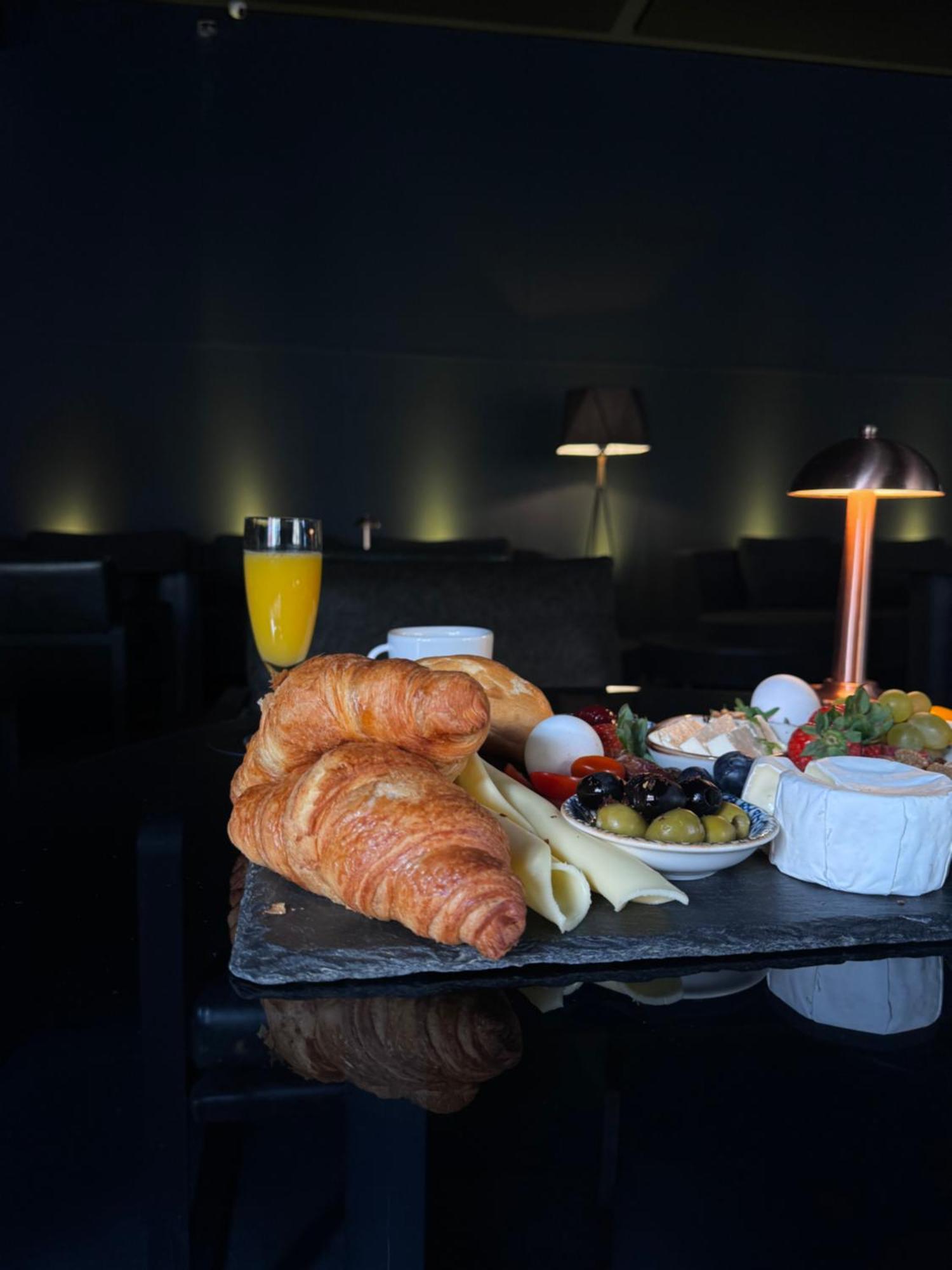 Black Hotels Koeln Luaran gambar