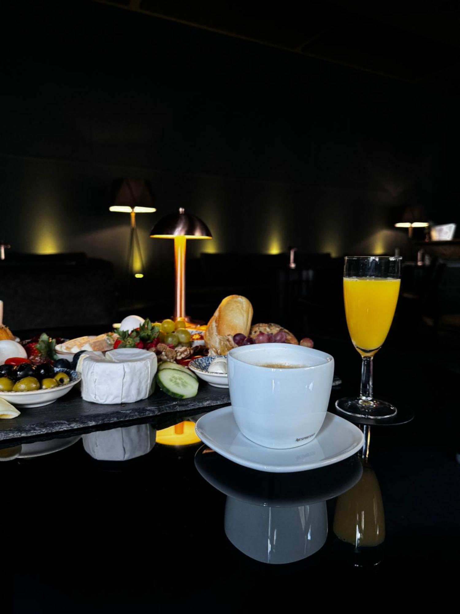 Black Hotels Koeln Luaran gambar