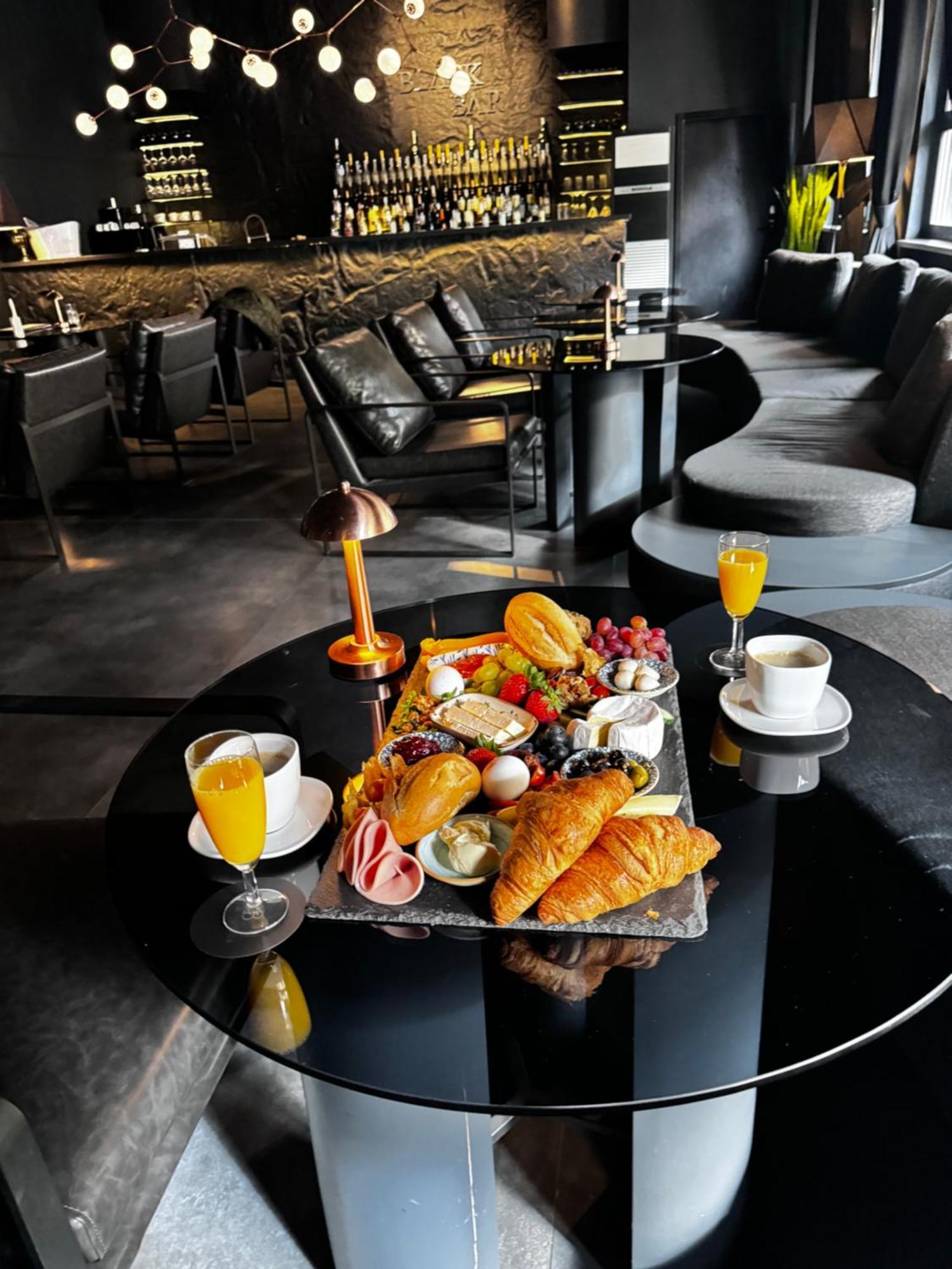 Black Hotels Koeln Luaran gambar